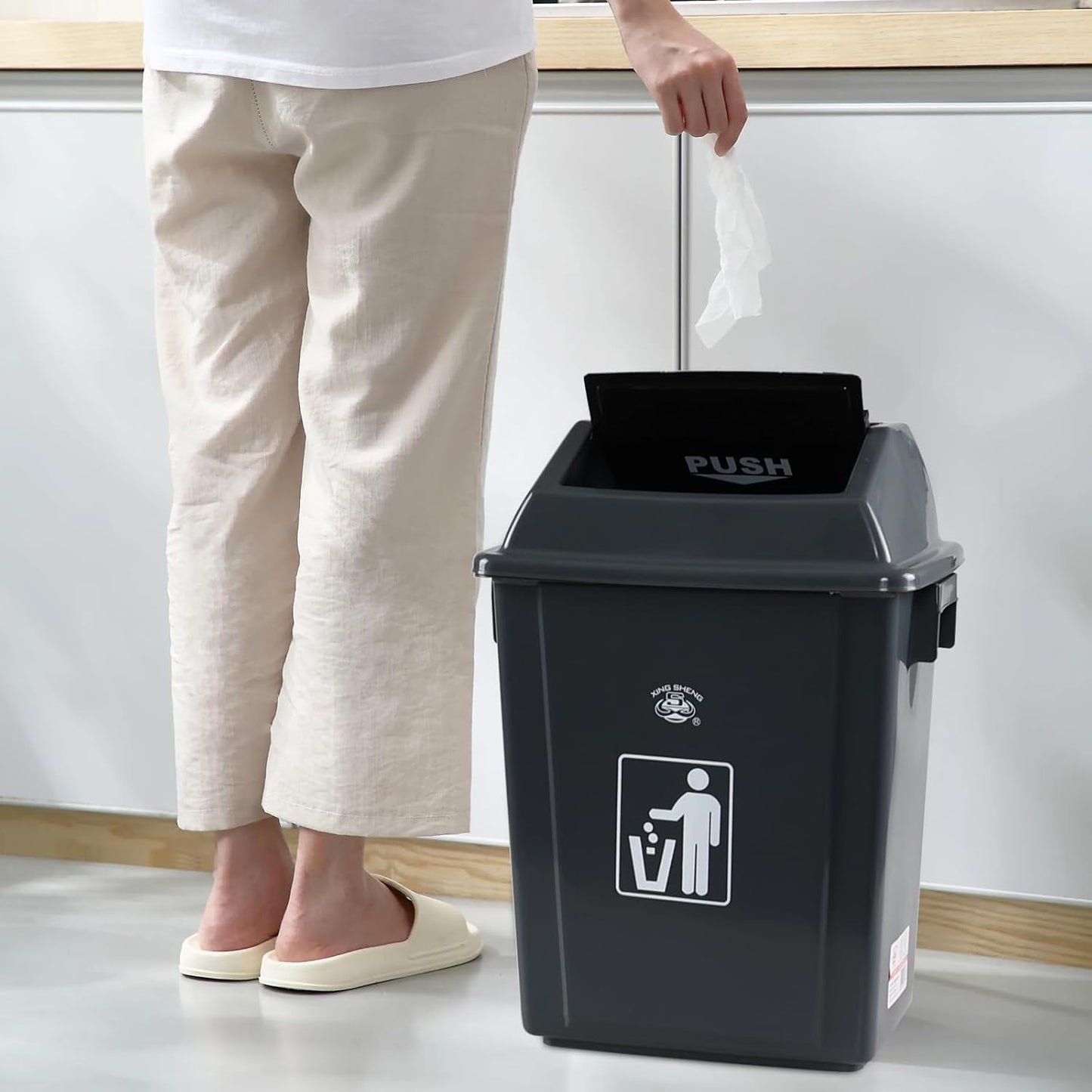 Kiddream 4 Packs 5 Gallons Swing Lid Garbage Can, Plastic Trash Can