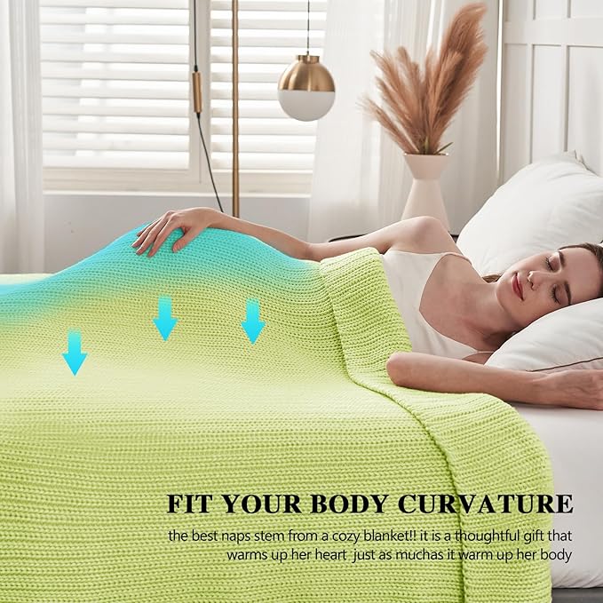 L'AGRATY Knitted Weighted Blanket - 48"x72" 12lbs Cooling Chunky Knit Heavy Blanket for Adults Braided Crochet Throw Thick Cable Yarn Knit Decorative No Beads Evenly Weighted Machine Washable