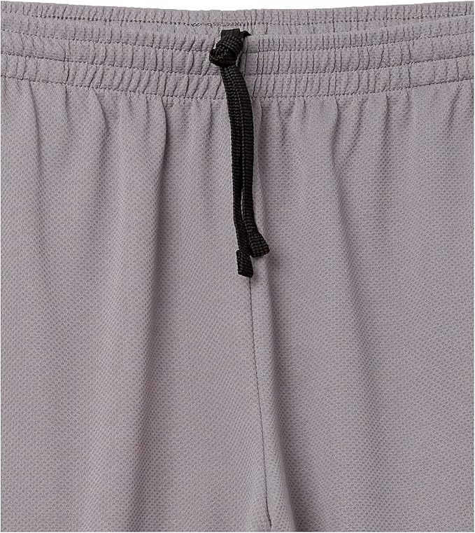 Amazon Essentials Men's Performance Tech Loose-Fit Shorts (Available in Big & Tall), Pack of 2