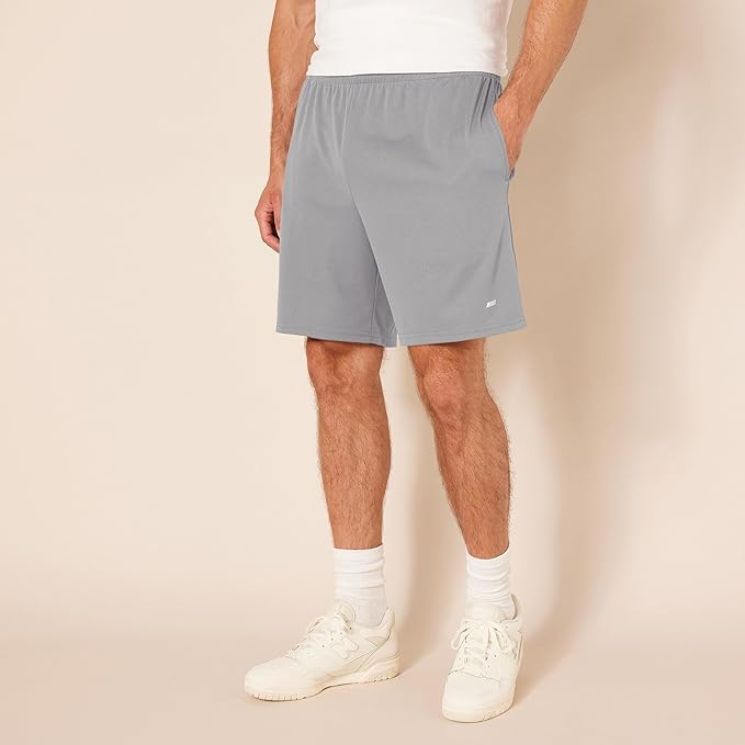 Amazon Essentials Men's Performance Tech Loose-Fit Shorts (Available in Big & Tall), Pack of 2